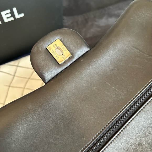 CHANEL Classic Double Flap Handbag Quilted Lambskin Jumbo - Black / Silver - Picture 8 of 11